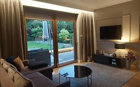 Nowoczesne domki z kominkami, sauną i fotelem masującym Bayamo, Lucca, Hawana I i Hawana II